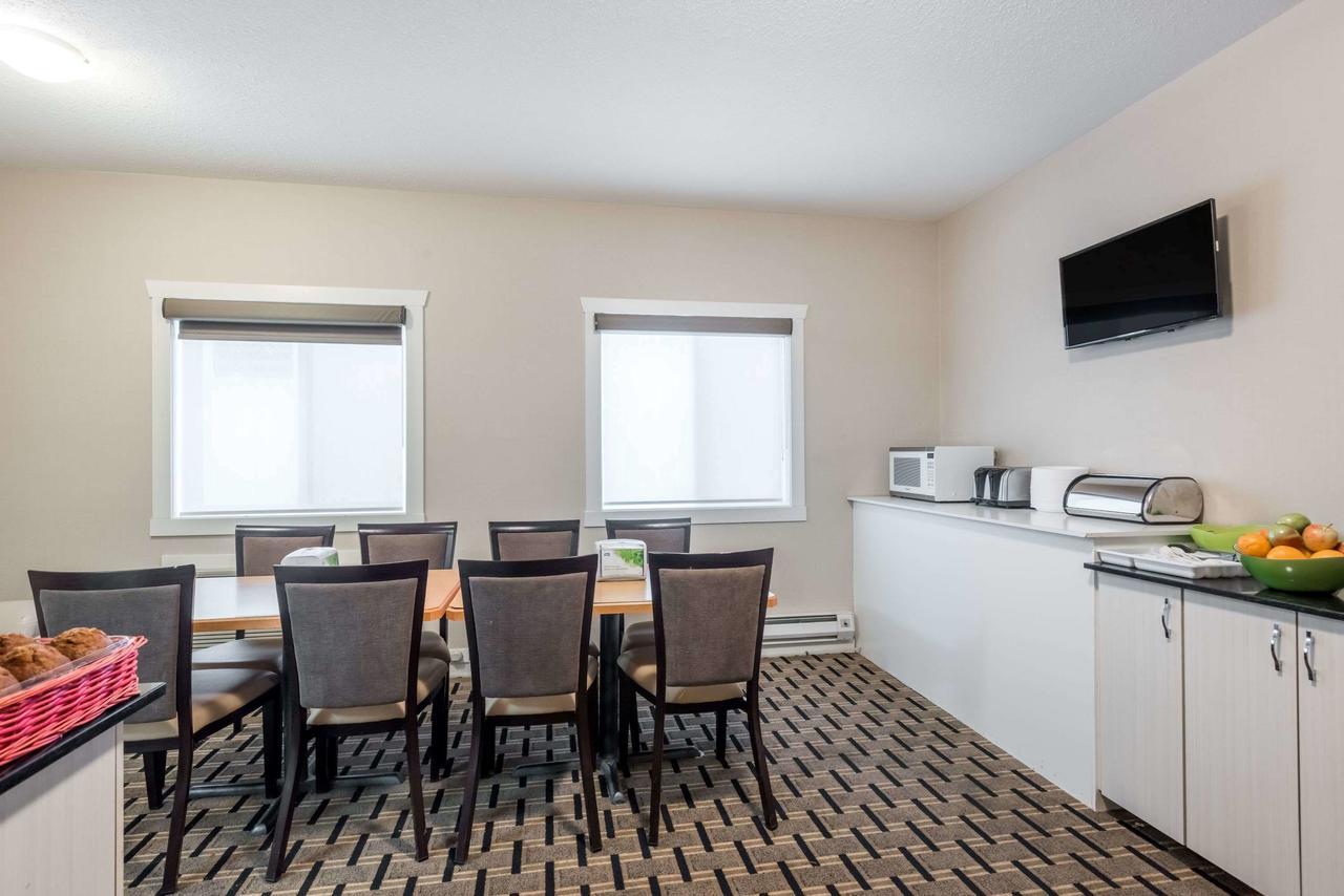 Motel Super 8 By Wyndham Watrous